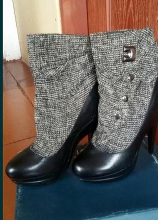 Чоботи з натуральної шкіри на високому каблуці. braska