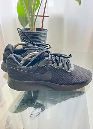 Nike tanjun (43)
