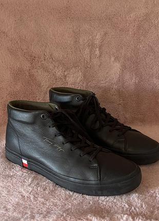 Шкіряні високі кеди tommy hilfiger, розмір 43 (27.5 см). оригінал