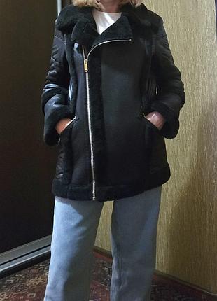 Продам черную куртку river island