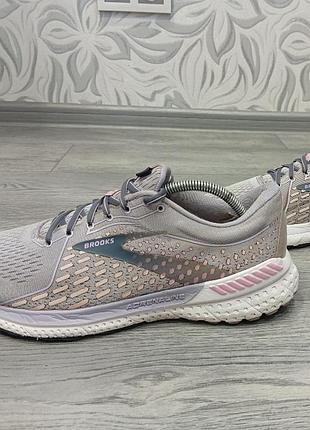 Оригінальні кросівки brooks adrenaline 21