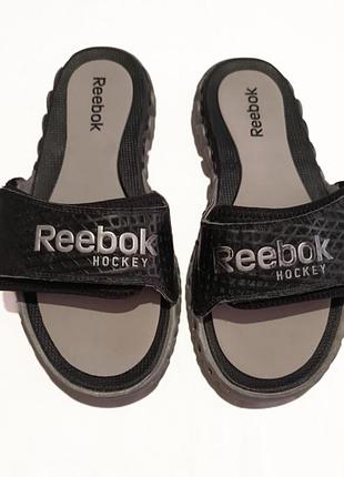 Шлепанцы пантолеты reebok hockey zignano. тапочки тапки слайды кроксы шлепанца. в виде adidas adilette new balance nike mind salomon puma slide crocs