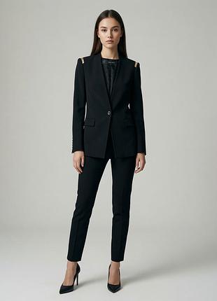 Стильний чорний жакет від zara