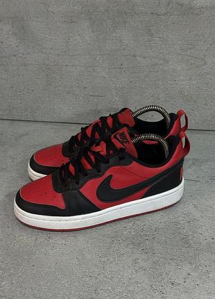 Оригінальні кросівки nike