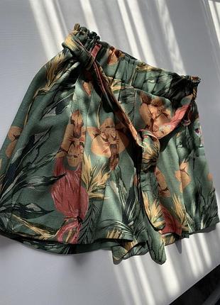 Шорты женские летние цветочные zara mango h&m bershka pull&bear stradivarius reserved oysho calzedonia asos vovk stimma