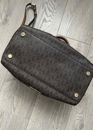 Оригинальн. сумка michael kors. 4