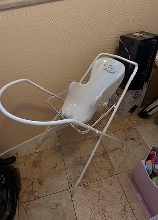 Подставка під дитячу ванночку бренду tega baby + у подарунок гірка у ванну