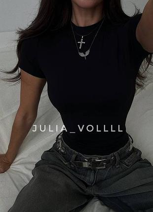 Футболка базова чорна prettylittlething plt