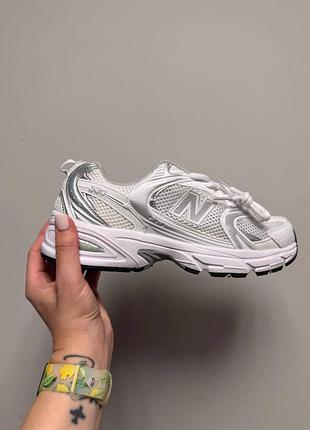 Уцінка кросівки унісекс new balance 530 white silver