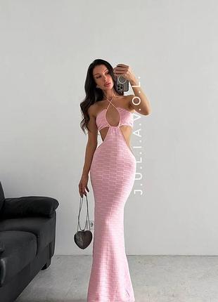 Сукня максі рожева вʼязана з відкритими плечима з вирізами plt prettylittlething