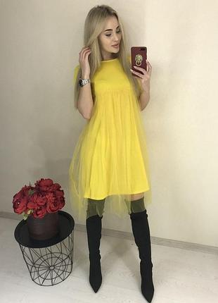Коротка комбінована сукня вільного крою з сіткою з короткими рукавами