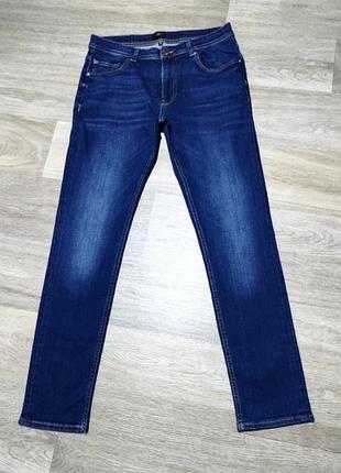 Мужские джинсы river island , размер по бирке - 32/32 , но маломерят. оптимально для 30 .