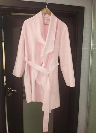 Нежно розовый женский кардиган