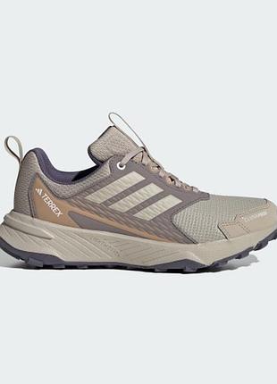 Женские трекинговые кроссовки adidas terrex tracefinder 2 climaproof trail running jr7773, размер 39