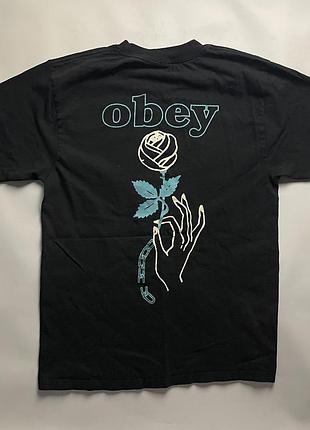 Футболка obey