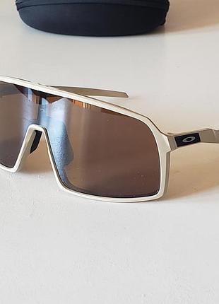 Солнцезащитные очки oakley sutro, новые, оригинальные