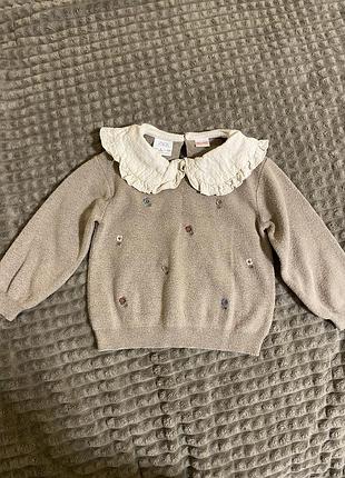 Стильний джемпер на дівчинку zara розмір 104 см вʼязка із комірцем з оборкою колір капучіно
