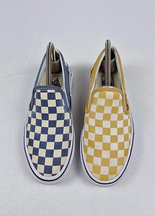 Классические слипоны vans с характерным шахматным узором