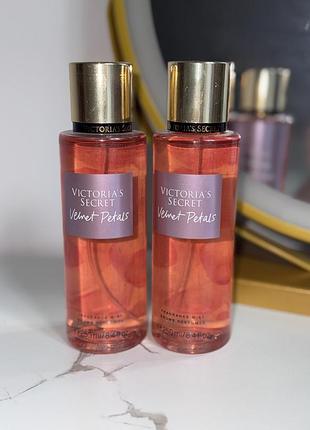 Victoria’s secret спрей парфумований міст для тіла 🎀velvet petals🎀