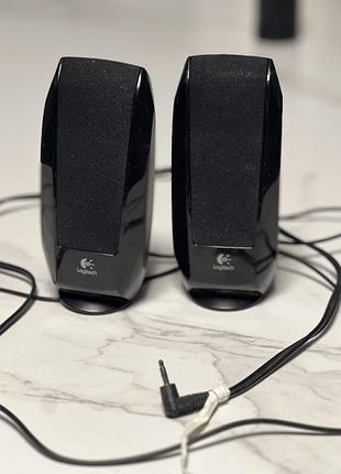 Активна  акустична система  logitech s150 чорного кольору.