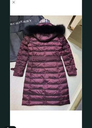 Пуховик бордового кольору від бренду burberry