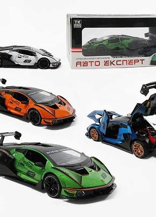 Металлопластиковая модель автомобиля 1650-05 масштаба 1:24 с инерцией, звуком и светом