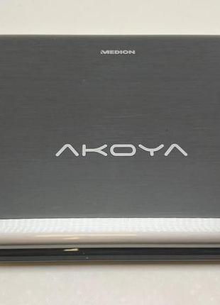 Ноутбук medion p7624 (md98920) i3-2350m\4\0gb\nvidia gt630m акб- (товар вживаний)