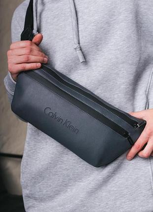 Бананка-сумка з шкірозамінника сіра calvin klein #