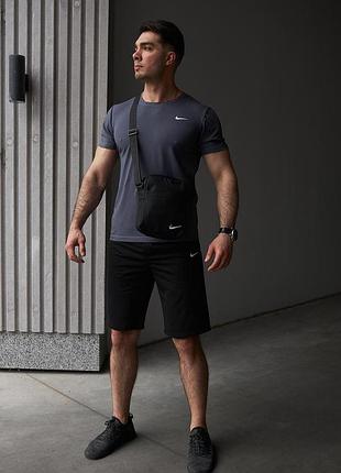 Комплект мужской nike: футболка темно-серая + шорты черные + борсетка черная
