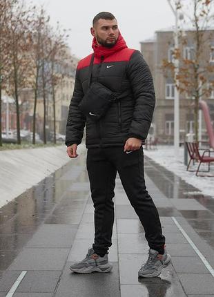 Комплект чоловічий nike: куртка зимова "frost" червоно-чорна + штани з тринитки утеплені чорні. барсетка та рукавички у подарунок!