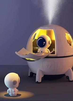 Увлажнитель – аромадиффузор humidifier астронавт 2в1 220мл с подсветкой