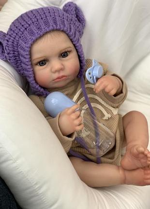 Силиконовая коллекционная кукла реборн пупс reborn новорожденная девочка младенец менни (виниловая кукла) 50 см