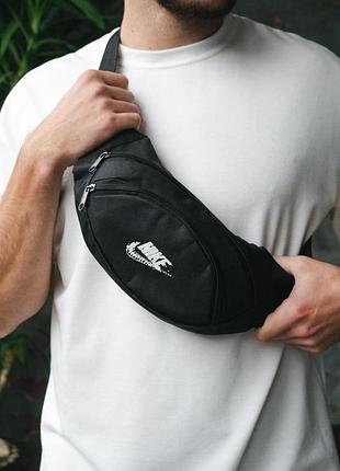 Бананка nike чорна із белим лого #