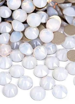 Стразы xirius crystals, цвет white opal, ss16 (4 мм), 100шт