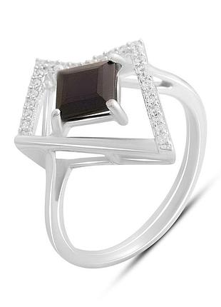 Серебряное кольцо komilfo с натуральным сапфиром 1.755ct, фианитами, вес изделия 3,21 гр (2202608) 18 размер 3.13, 17"