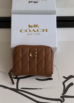 Кошелек coach mini quilted pillow essential zip коричневый