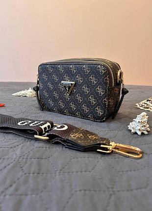 Guess zippy snapshot brown