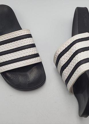 Adidas adilette slides