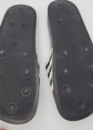 Adidas adilette slides 4
