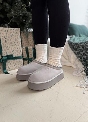 Tasman platform light grey