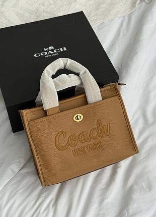 Coach cargo tote