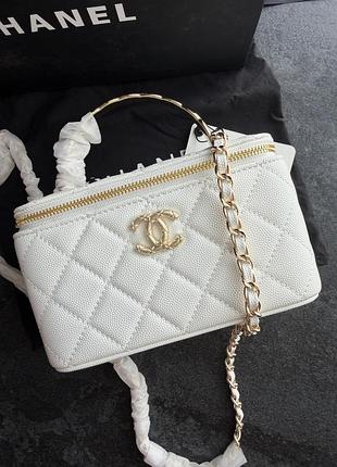 Vanity bag with mirror white