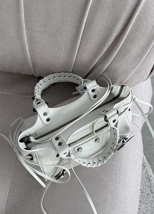 Le city white 3