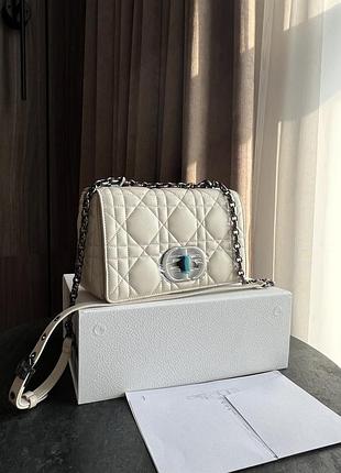 Medium caro bag white beige