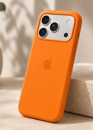 Чехол силиконовый original silicone case magsafe для iphone 17 pro max противоударный оранжевый