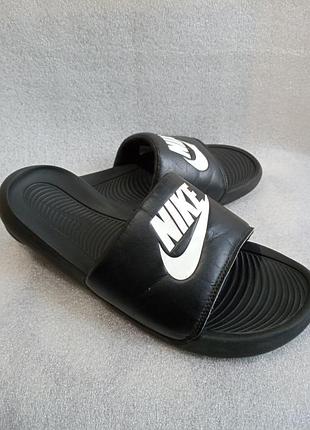 Мужские оригинальные шлепанцы nike victori one slide размер46 на стопу 30см.