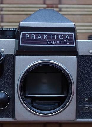 Фотоапарат praktica super tl як без експонометра, + кофр для камери + кофр для об'єктування