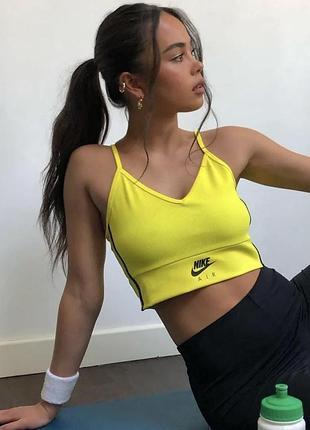 Жовтий топ nike air