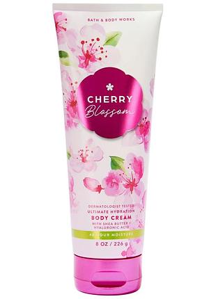 Парфюмированный крем для тела bath & body works cherry blossom cream 226 г