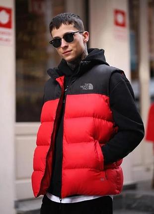 Жилетка tnf червона